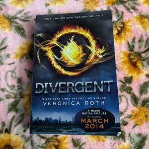 Divergent